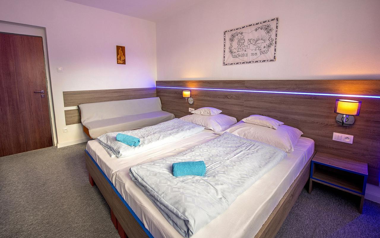 Guesthouse Cyprian Sebesér Kültér fotó