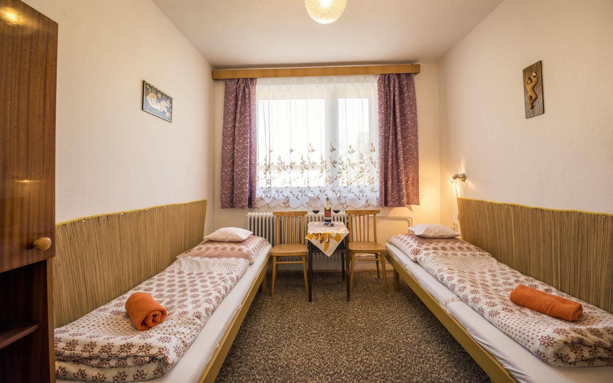 Guesthouse Cyprian Sebesér Kültér fotó