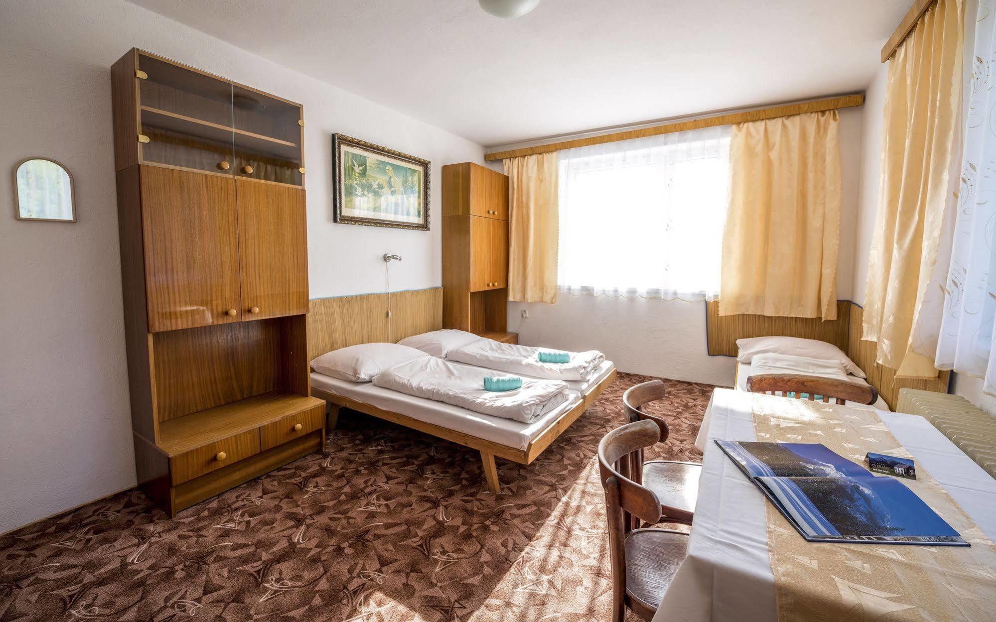 Guesthouse Cyprian Sebesér Kültér fotó
